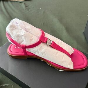 Jessica Lite Sandal in dragon fruit